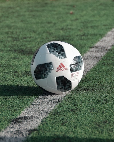 ترتيب دوري المجموعات في دوري أبطال أوروبا 2025تحليل مفصل وتوقعات مثيرة